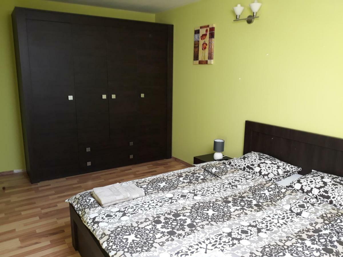 Penthouse Apartament Nufarul Oradea Exterior foto